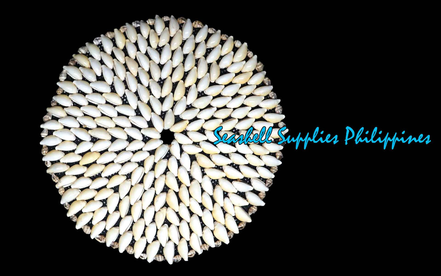 Coaster Made of Cowry Shells Design