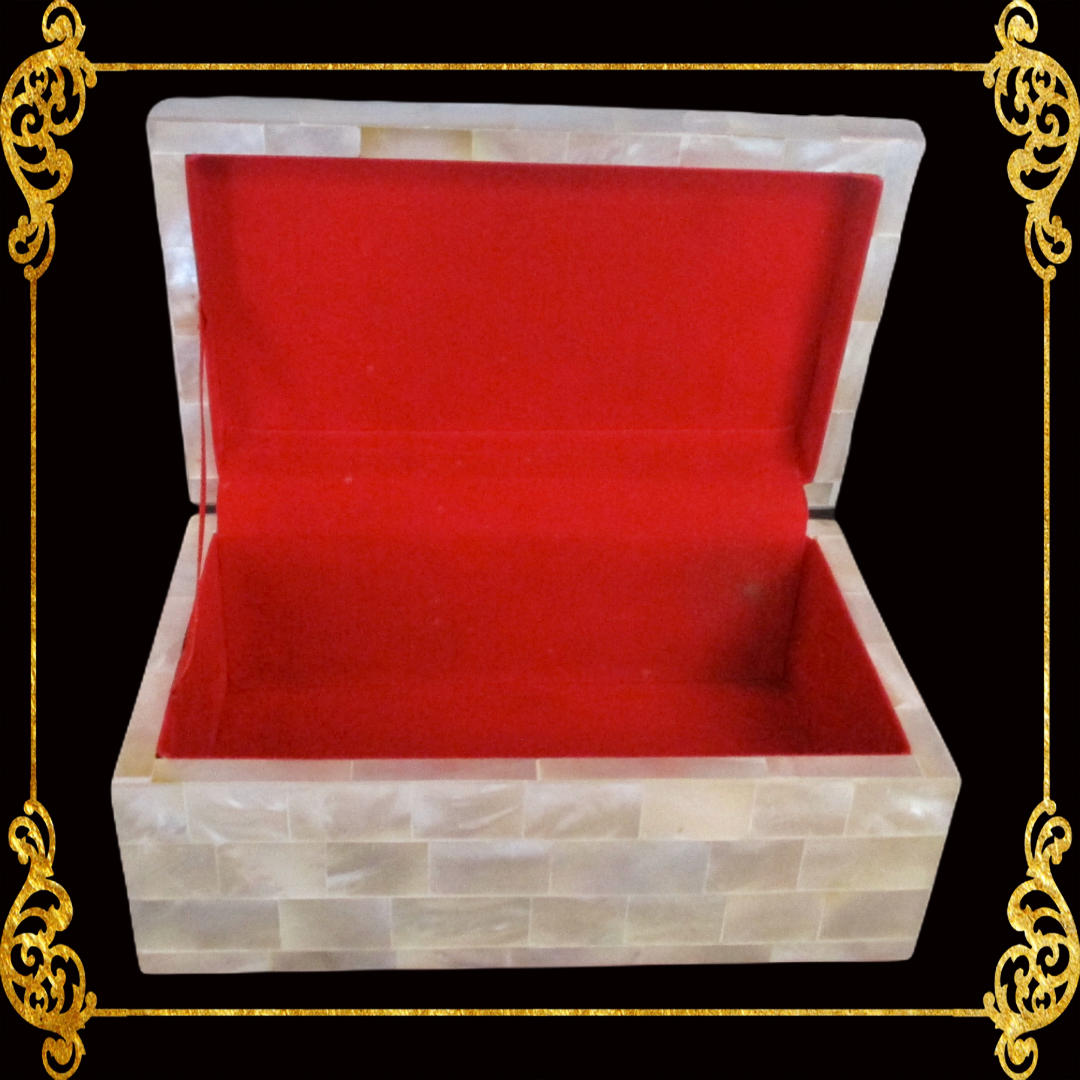 Jewelry Box | White  Shell | Flat Top